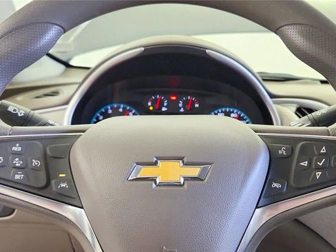 Used 2025 Chevrolet Malibu LT FWD image 20
