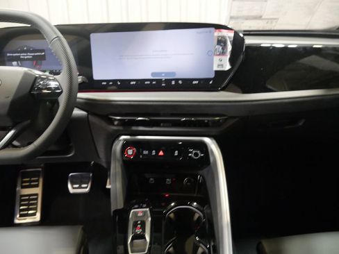 New 2026 Audi SQ5 Premium Plus image 27