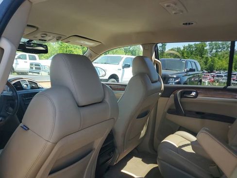 Used 2011 Buick Enclave CXL FWD image 8