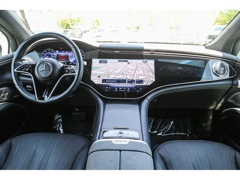 Certified 2023 Mercedes-Benz EQS 580 4MATIC SUV image 10