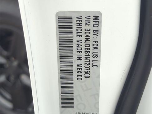 Certified 2022 Jeep Compass Latitude image 28