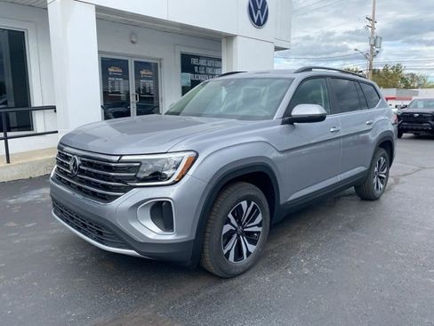 New 2026 Volkswagen Atlas SE image 6