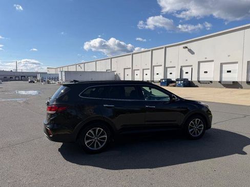 Used 2017 Hyundai Santa Fe SE w/ SE Premium Package 02 image 4