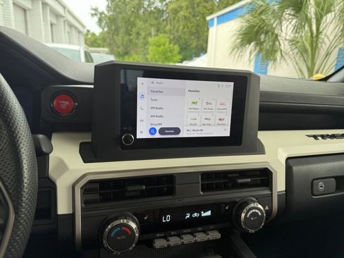 Used 2024 Toyota Tacoma TRD Off-Road image 58