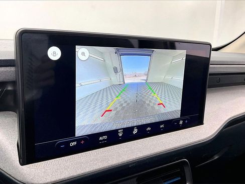 Used 2025 Ford Maverick XLT w/ Equipment Group 302A image 22