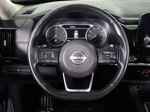 Used 2024 Nissan Pathfinder SV w/ Black Appearance Package AWD/4WD image 40