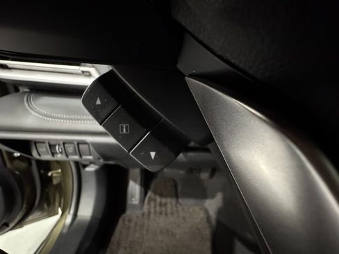 Used 2021 Subaru Outback Limited image 14