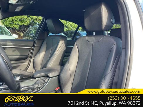 Used 2017 BMW 330i Sedan RWD image 32