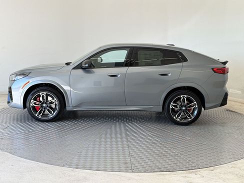 New 2026 BMW X2 xDrive28i AWD/4WD image 2