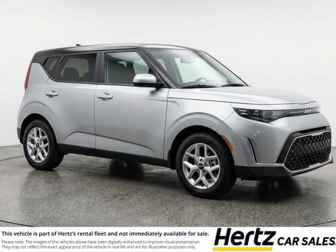 Used 2025 Kia Soul LX w/ LX Technology Package FWD image 1