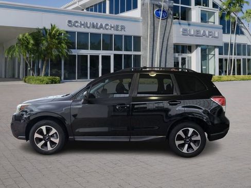 Used 2018 Subaru Forester 2.5i Premium w/ All-Weather Package AWD/4WD image 4