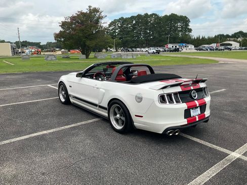 Used 2013 Ford Mustang GT Premium RWD image 29