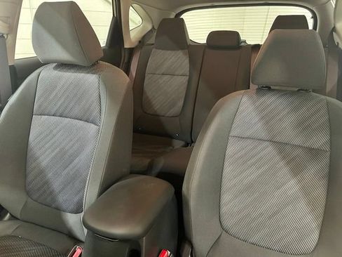 Used 2026 Kia Seltos LX FWD image 38