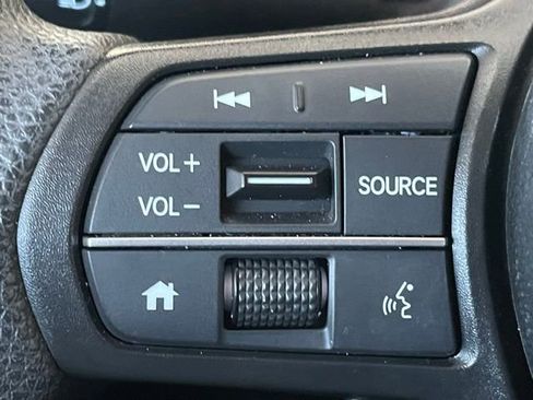 Certified 2025 Honda HR-V LX image 9