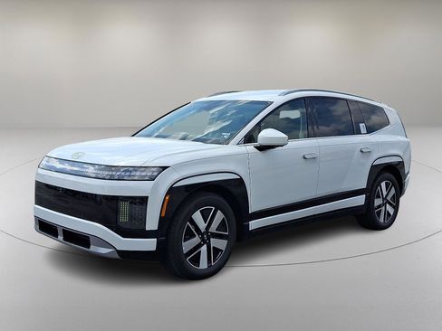 New 2026 Hyundai Ioniq 9 SEL image 3