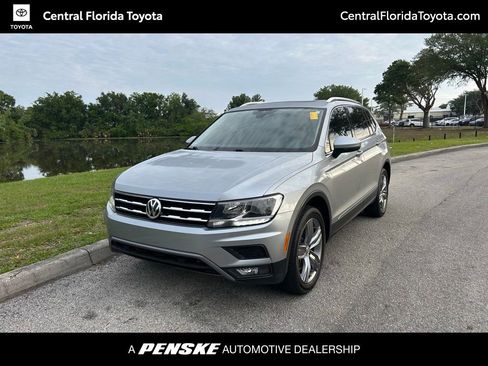 Used 2020 Volkswagen Tiguan SEL FWD image 1