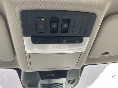 Certified 2023 Nissan Rogue SV w/ SV Premium Package image 19