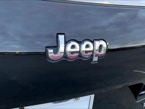 Used 2022 Jeep Grand Cherokee L Limited image 30