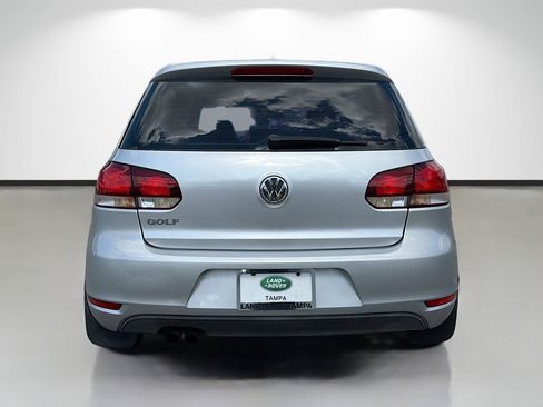Used 2010 Volkswagen Golf 2-Door image 4