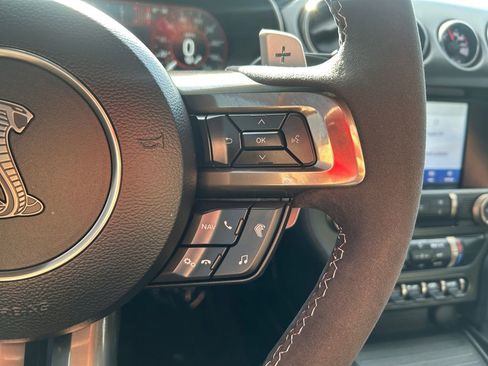 Used 2022 Ford Mustang Shelby GT500 w/ Technology Package image 22