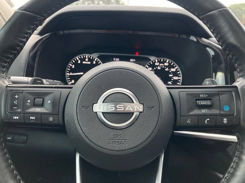 Used 2022 Nissan Pathfinder SL w/ SL Premium Package FWD image 19