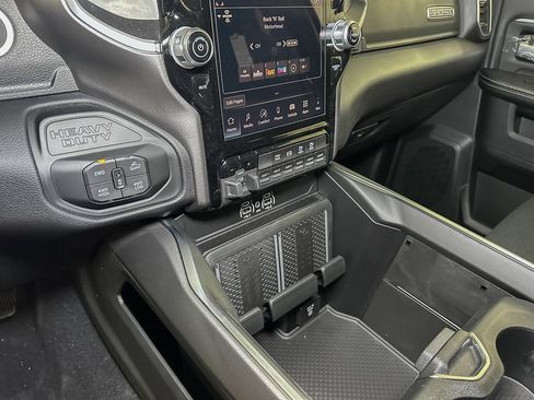 New 2026 RAM 2500 Big Horn AWD/4WD image 32