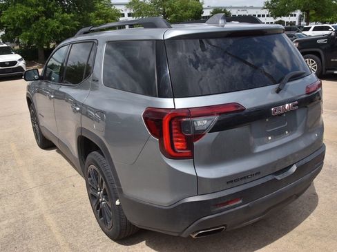 Used 2023 GMC Acadia SLE w/ Driver Convenience Package FWD image 6