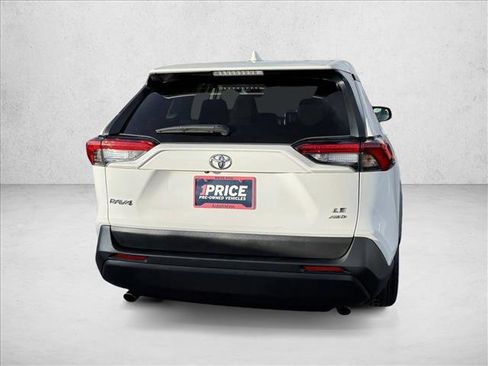 Used 2024 Toyota RAV4 LE image 6