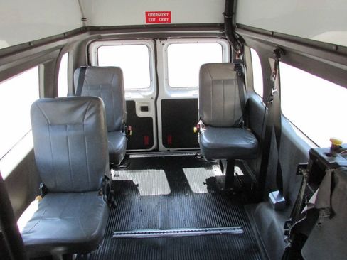 Used 2011 Ford E-350 and Econoline 350 Extended Super Duty w/ PWR Group RWD image 22