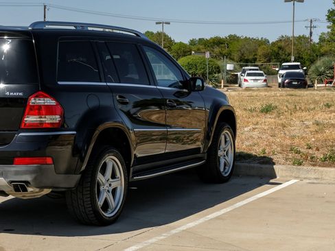 Used 2008 Mercedes-Benz GL 550 4MATIC image 12