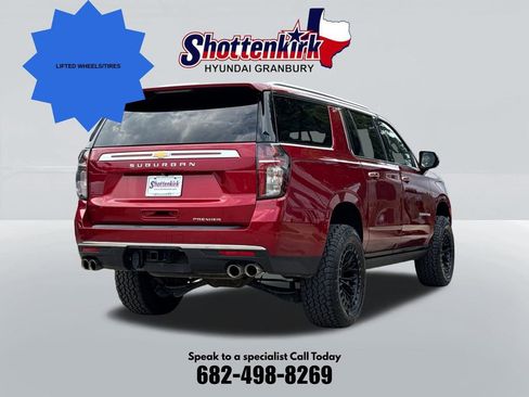 Used 2021 Chevrolet Suburban Premier AWD/4WD image 6