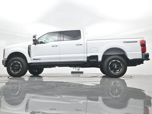 New 2026 Ford F250 Lariat w/ Tremor Off-Road Package AWD/4WD image 42