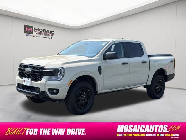 Used 2025 Ford Ranger XLT w/ FX4 Off-Road Package AWD/4WD image 3