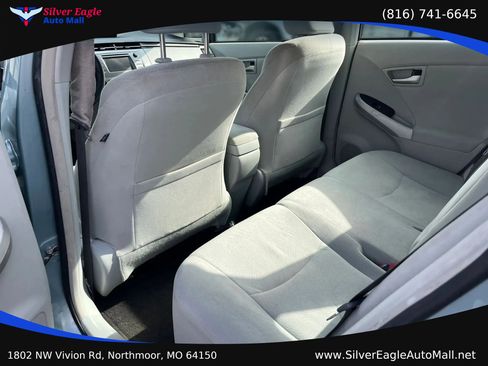 Used 2014 Toyota Prius Two FWD image 8