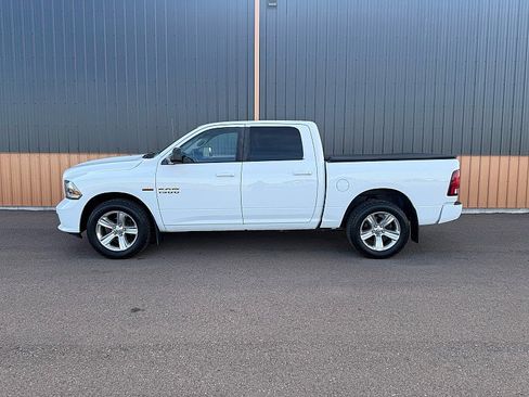 Used 2015 RAM 1500 Sport image 3