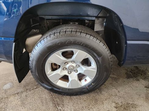 Used 2021 RAM 1500 Big Horn AWD/4WD image 38