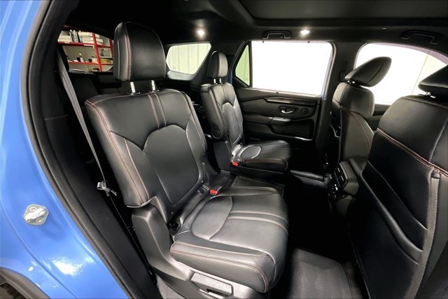 Used 2024 Honda Pilot TrailSport image 27