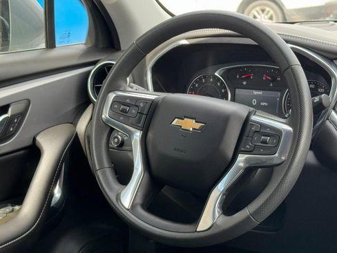 Used 2023 Chevrolet Blazer LT w/ Convenience Package FWD image 12