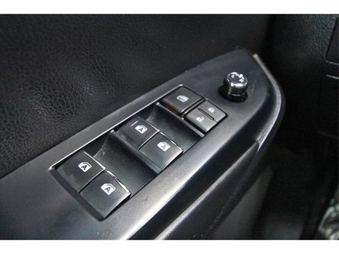 Used 2018 Toyota Highlander Limited Platinum image 21