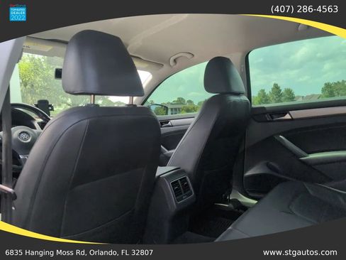 Used 2014 Volkswagen Passat 1.8T SE FWD image 16