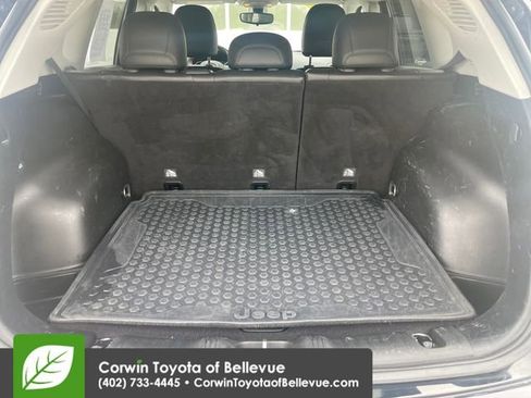 Used 2019 Jeep Compass Trailhawk w/ Cold Weather Group AWD/4WD image 29