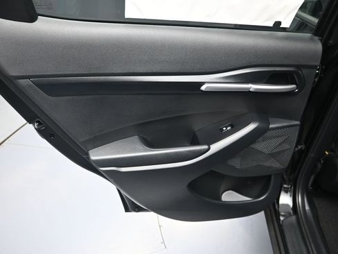 New 2026 Kia Seltos LX FWD image 26