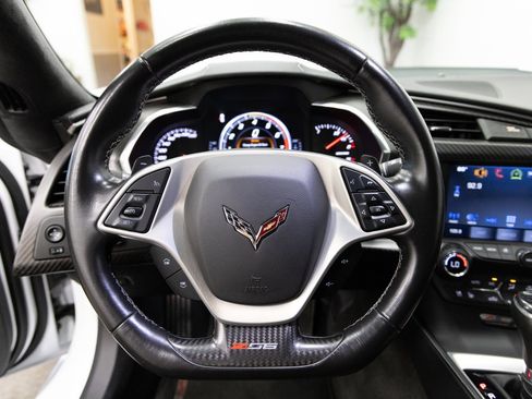 Used 2017 Chevrolet Corvette Z06 image 14