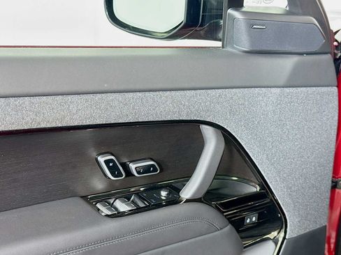 Certified 2023 Land Rover Range Rover Sport SE AWD/4WD image 36