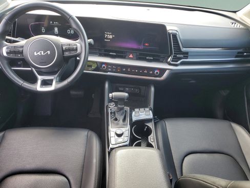 Certified 2023 Kia Sportage EX FWD image 11