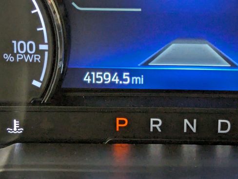 Used 2022 Ford Maverick Lariat w/ Lariat Luxury Package image 19