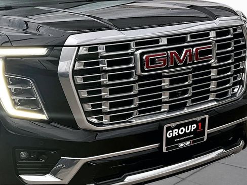 Used 2026 GMC Yukon Denali AWD/4WD image 30