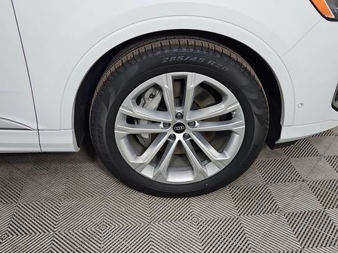 New 2026 Audi Q7 3.0T Premium Plus AWD/4WD image 9