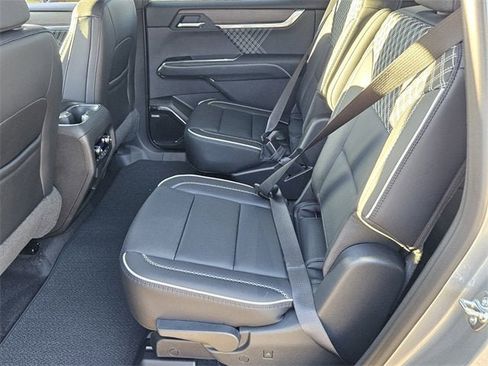 New 2026 GMC Acadia Denali w/ Super Cruise Package image 10