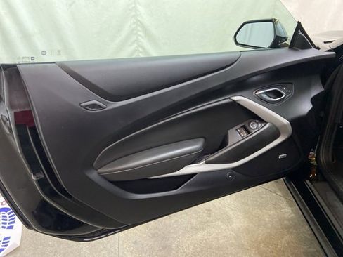 Used 2021 Chevrolet Camaro LT w/ RS Package image 27